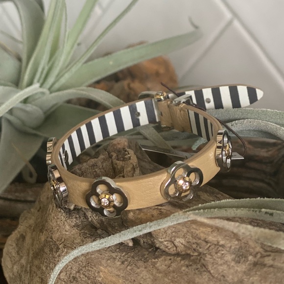 Henri Bendel leather bracelet - Picture 6 of 10